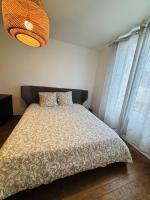 Grand Paris Cozy Stay Private Studios and Apartment Quick Access to Paris - B&B Vitry-sur-Seine