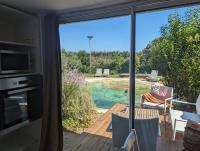 Cottage with Natural Pool - Bed and Breakfast
