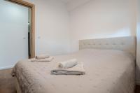 Deluxe Two-Bedroom Apartment with Garden View