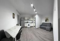 Small House Hotel - Bed and Breakfast