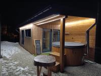 Apartamenty Trzy Kopce Ski & Bike & Sauna - B&B