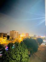 One Bed Designer Luxury Apartment Mehar Suites - Bed and Breakfast