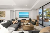 Oceanview Penthouse by Experience Jervis Bay - B&B Huskisson