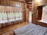 Na Tuệ An-Homestay 81 Võ Văn Kiệt - B&B Tuyên Quang