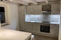 Deluxe Studio with Shower 