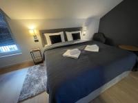 Twin Room with Bathroom