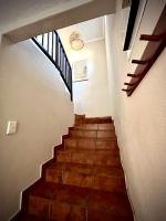 Spacious 2-bed, 2-bath villa with garden and parking - B&B