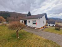 Charmante, familienfreundliche Ferienwohnung im Herzen der Vulkaneifel - Chambres d'hôtes Niederstadtfeld