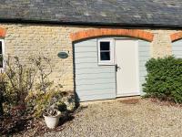 Cotswold country cottage on a peaceful farm - B&B Ramsden