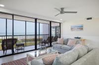 Sundial A201- Premier Beach View Two Bedroom Residence at Sundial Sanibel - Chambres d'hôtes Sanibel