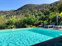 La Villa Bambou, panorama sur la baie des Saintes - B&B