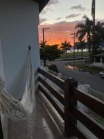 Sobrado com Vista Mar e Piscina - Condomínio - B&B Caraguatatuba