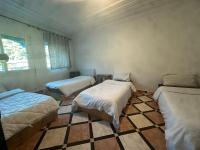 Economy Vierbettzimmer mit Gemeinschaftsbad