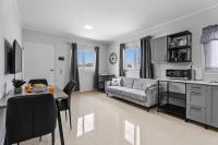 Newly Built Comfy Apartment Pool & BBQ by LUCHA - Ferienwohnung Noord