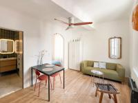 Lou Pichoun avec Vue sur la Cathédrale Wifi - B&B Tolone