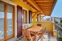 Smeraldo Apartment - Vista Piscina - Bed and Breakfast Sirmione