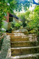 New Villa - Nugaliyadda - Bed and Breakfast Kandy