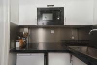 Saint Michel Quartier Latin With AC - B&B Paris