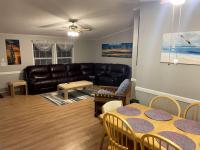 Ocean Lakes 4 bedroom Cottage that sleeps 10 - B&B Myrtle Beach