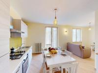 Pinko House By Bookinggardalake - B&B Manerba del Garda