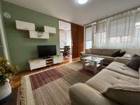 Quiet & Cozy Stay Near Center - Bed and Breakfast