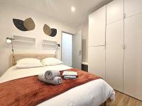 Le Sarrail - Appartement 2 à 4 personnes - 1 chambre double séparée - 5 min à pied de la gare et centre ville - B&B