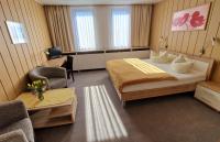 Double Room with Private External Bathroom