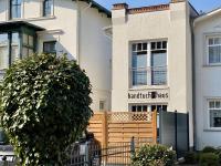 Das Handtuchhaus - Wohnen im schmalsten Haus - Mittendrin - B&B