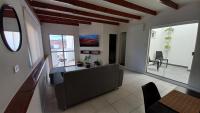 HOME UNO ESPE a 2 cuadras de peatonal - Bed and Breakfast