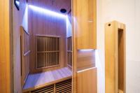 Hyper Centre Proche Gare Sauna Balcon - Bed and Breakfast Annecy