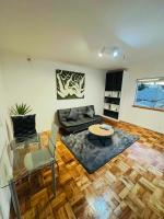 Artistic elegance apartment with Mountain Views - B&B