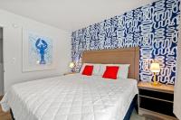 Cabana Beach #4 Condo Steps from the Beach - B&B Myrtle Beach