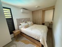 SCI La Frondaison - Bed and Breakfast Le Lamentin