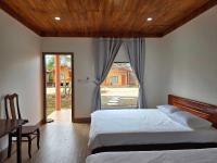 Flower Garden Homestay - B&B Plei Kơtêng