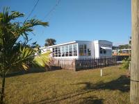 3 BR home on a canal in Paradise near the Beach! - B&B