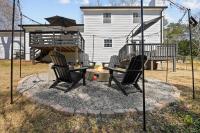 Luxurious Decatur Getaway Game Room and Fire Pit Close to Atlanta - B&B Decatur