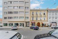Spacious apartments near Karlín Square - Ferienwohnung Prag