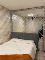 Appartamento SOLO 1 camera da letto soggiorno con angolo cottura completo e bagno Tutto ad uso esclusivo max 2 persone - B&B Padova