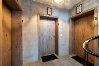 Apartment mit 3 Schlafzimmern und Balkon