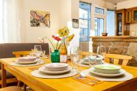 Stancho's House 3BR apartment close to OLD TOWN & KAPANA district - Ferienwohnung