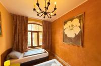 Apartment mit Balkon
