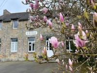 Maison d'hôtes Ojigi - Ancienne école de Trégranteur - B&B