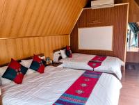Zweibettzimmer mit Bergblick