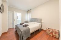 Molviedro, by Homing U - B&B Sevilla