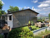 Authentiek, Vintage Chalet aan de Bosrand - B&B Weyer