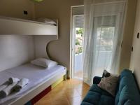 Appartement met 2 Slaapkamers, Balkon en Uitzicht op Zee