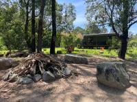 Private country Cabin 1 Bedroom - Bed and Breakfast Landsborough