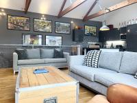 Stylish~Tasteful~2Bed~2Bath~Central~Townhouse - Ferienwohnung