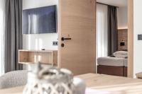 One-Bedroom Apartment with Balcony