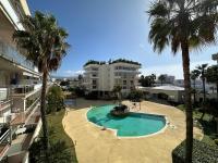 Bonito apartamento vista piscina av-73 - B&B Roses